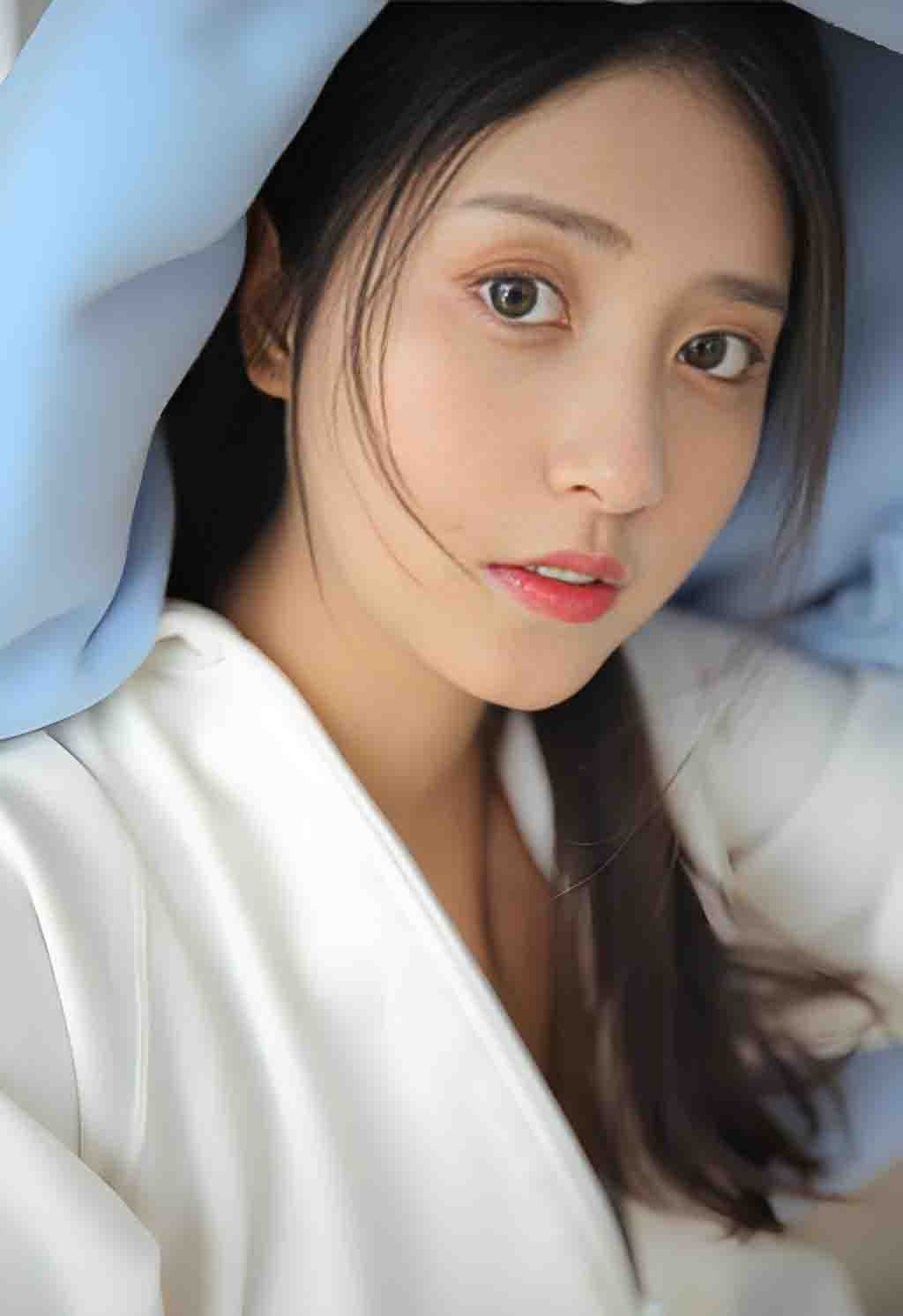 【天水】大学生【马喜娟】大曝光：娇嫩美乳加粉嫩骚穴，口交舌技一流，反差诱惑炸裂吃瓜圈